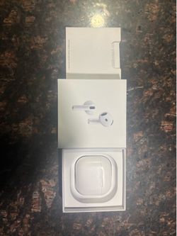 Airpod 4’s
