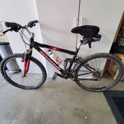 Schwinn Rocket 17 Speed Bike