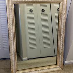 Vintage Turner Mfg Co. Mirror 25” x 35” Espejo
