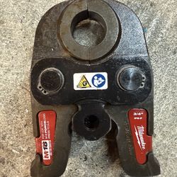 Milwaukee 49-16-2651B M18 BLACK IRON Force Logic 3/4 in. Jaw ...