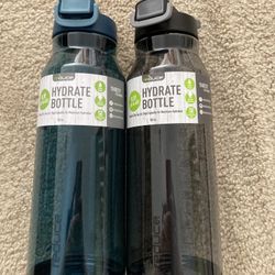 NWT Leak Lock Water Bottle 50 Oz 2 Pack