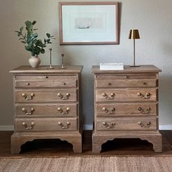 Keller Solid Oak Nightstands – Matching Pair