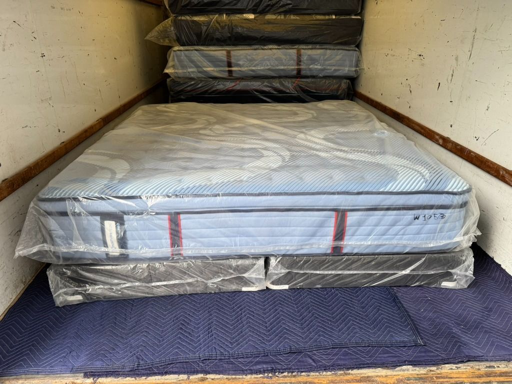 NEW - Sealy Posturepedic Pro King Mattress - Delivery Available