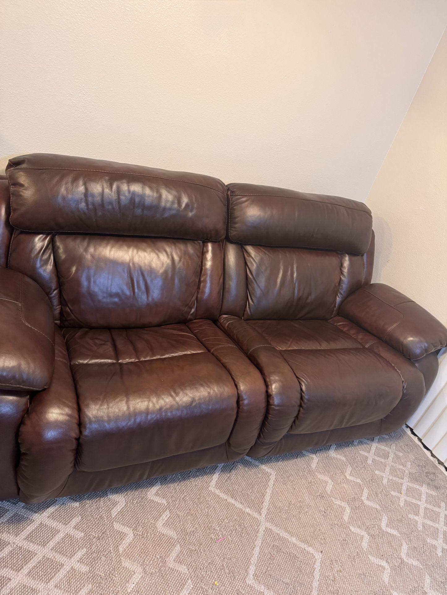 Brown Leather Power Reclining Sofa / Loveseat – Great Condition