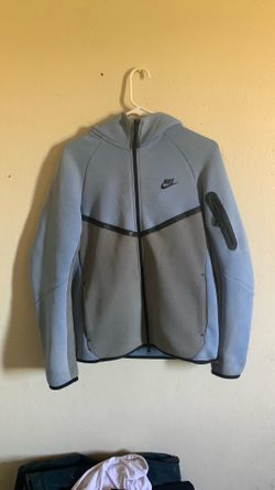 Nike tech