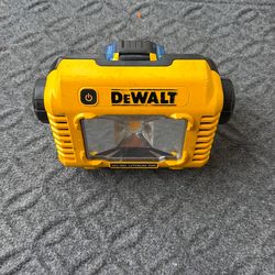 Dewalt dcl077