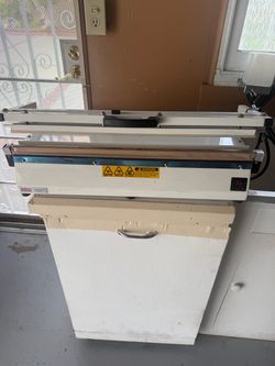 Impulse thermal sealer machine