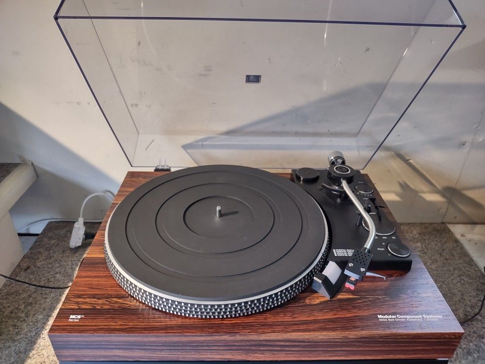 Vintage MCS 6502 Turntable. Japan