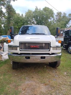 GMC Medium Duty Commercial Truck White