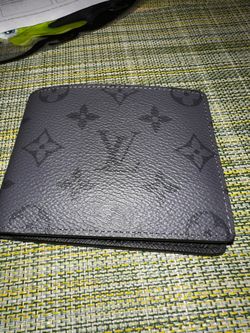 MENS LV WALLET