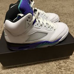 Retro 5 Grape 2025 