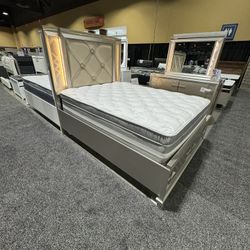 Bedroom , Bed , Bedframe, Bedroom Sets, LED Lights 