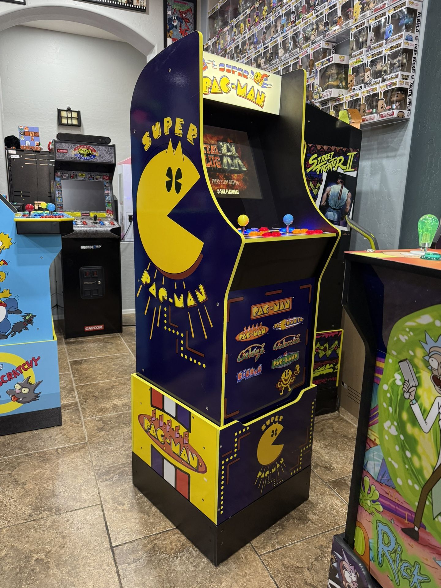 Arcade With Over 15,000 Games