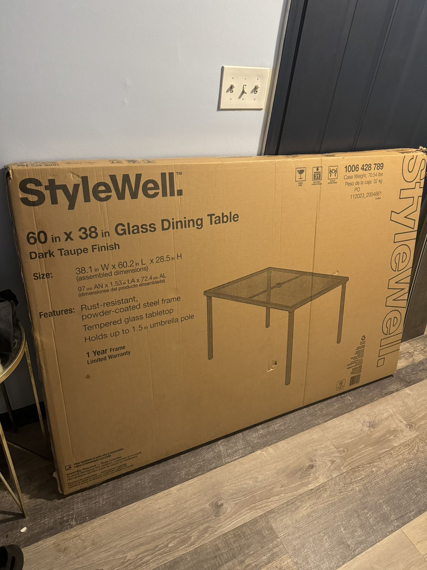 Stylewall 60 X38 Glass Dining Table.