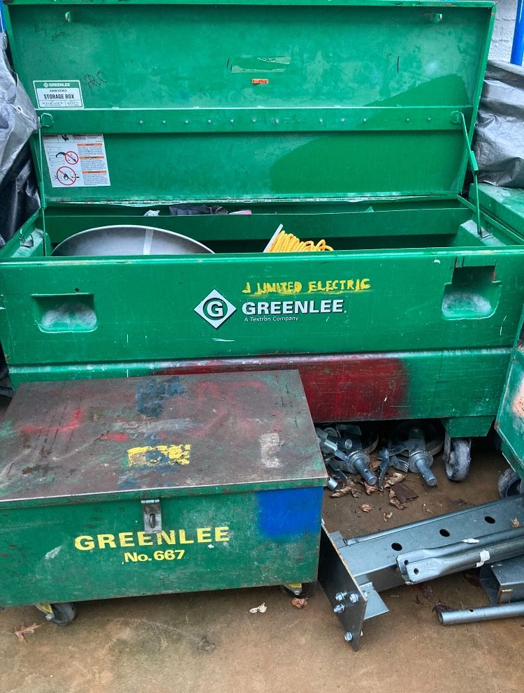 Greenlee 2460 Storage Chest, 60 Inch x 25 x 24” 16 gauge steel Gang box Construction tools hvac plumbing Electrical Klein pulling rope Rolling Gre