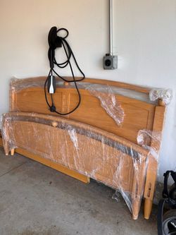 Ethan Allan Cal King Bed Frame