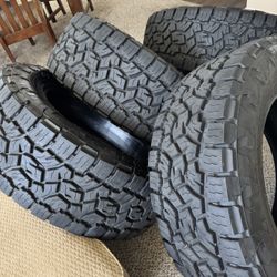 Toyo Open Country  A/T.   35x12.50R20