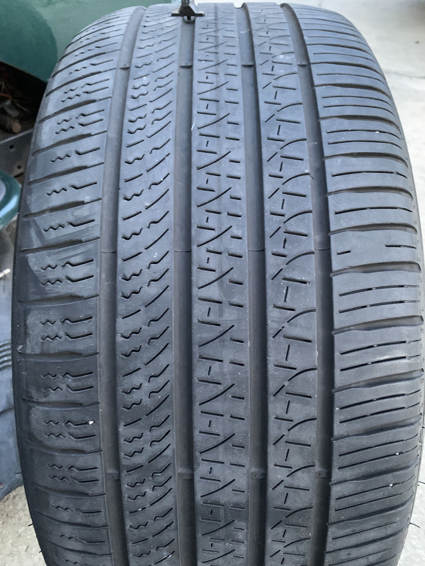 1 pirelli p zero all season tire , 255/40/19