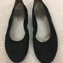 Sabrina’s, made in Spain, black flats, size 9.5