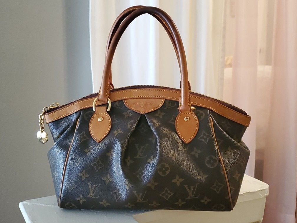 Authentic Louis Vuitton Tivoli pm Ladies bag in excellent condition must see!