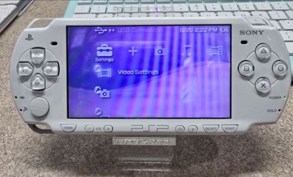 White PSP 2000 Handheld Console – Ready to Play!
