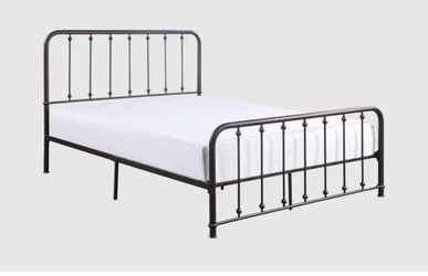 Living Spaces Knox Queen Bed Frame & Matress