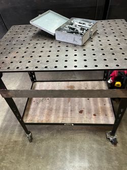 Klutch welding table