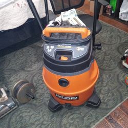 Wet And Dry Shop Vac By Rigid Barely Used