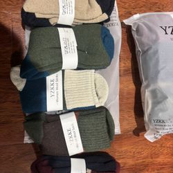 6-4.two bags socks 5 $ only 10 pieces 