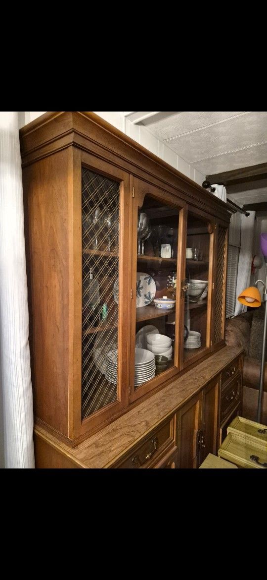 FREE! Hutch with Glass Front