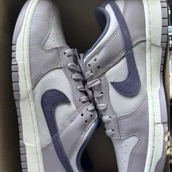 Nike dunks. Dark Raisin 