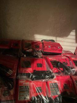 New Milwaukee Chargers M12/M18 $40 Each Cada Uno