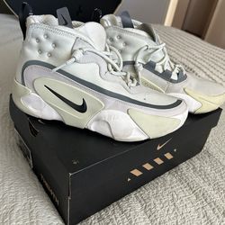 NIKE REACT FRENZY SE