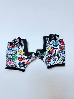 Kids ages 5-6 Black and white cycling / scooter/ rock-climbing fingerless gloves with colorful comic-style graphics #cycling #gloves