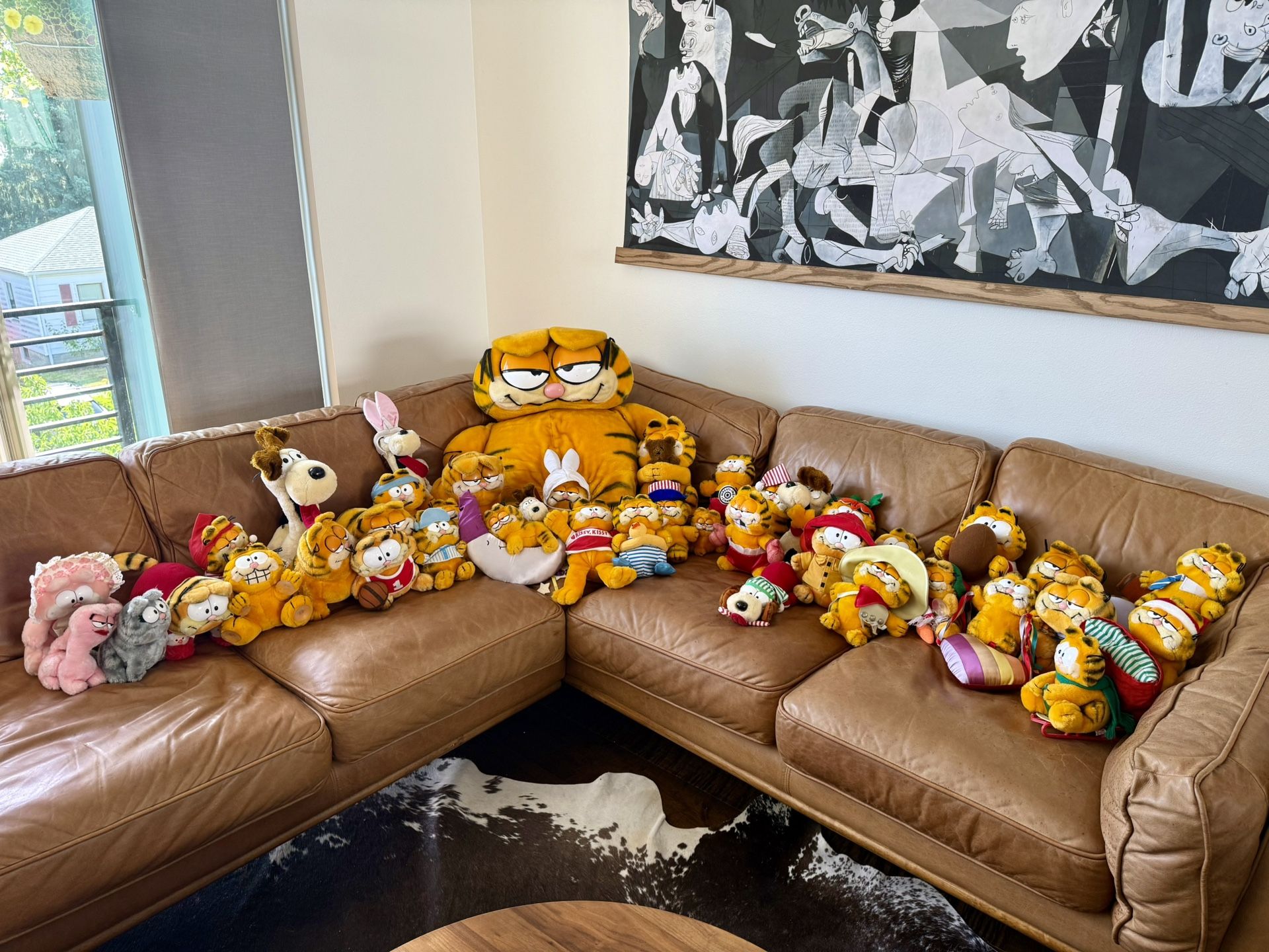 MAKE AN OFFER! - Rare Vintage Garfield Plush Collection – Collector’s Lot with Giant Garfield + Friends