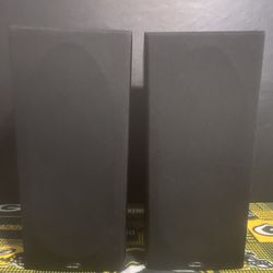 Polk Audio RT 55 Bookshelf Speakers.