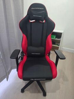 DXRACER Gladiator