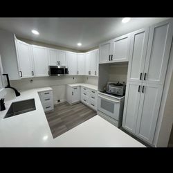 New kitchen cabinets