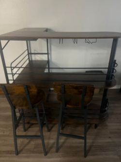 bar