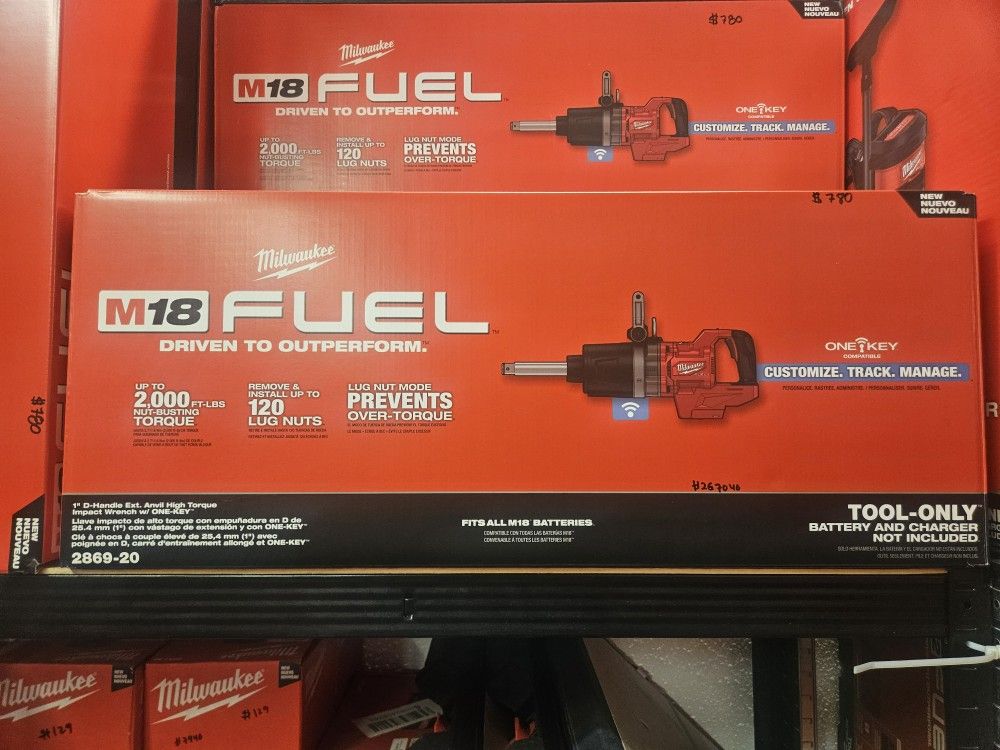 Milwaukee
M18 FUEL 18V Lithium-Ion Brushless Cordless 1 in. Impact Wrench Extended Reach D-Handle (Tool-Only)