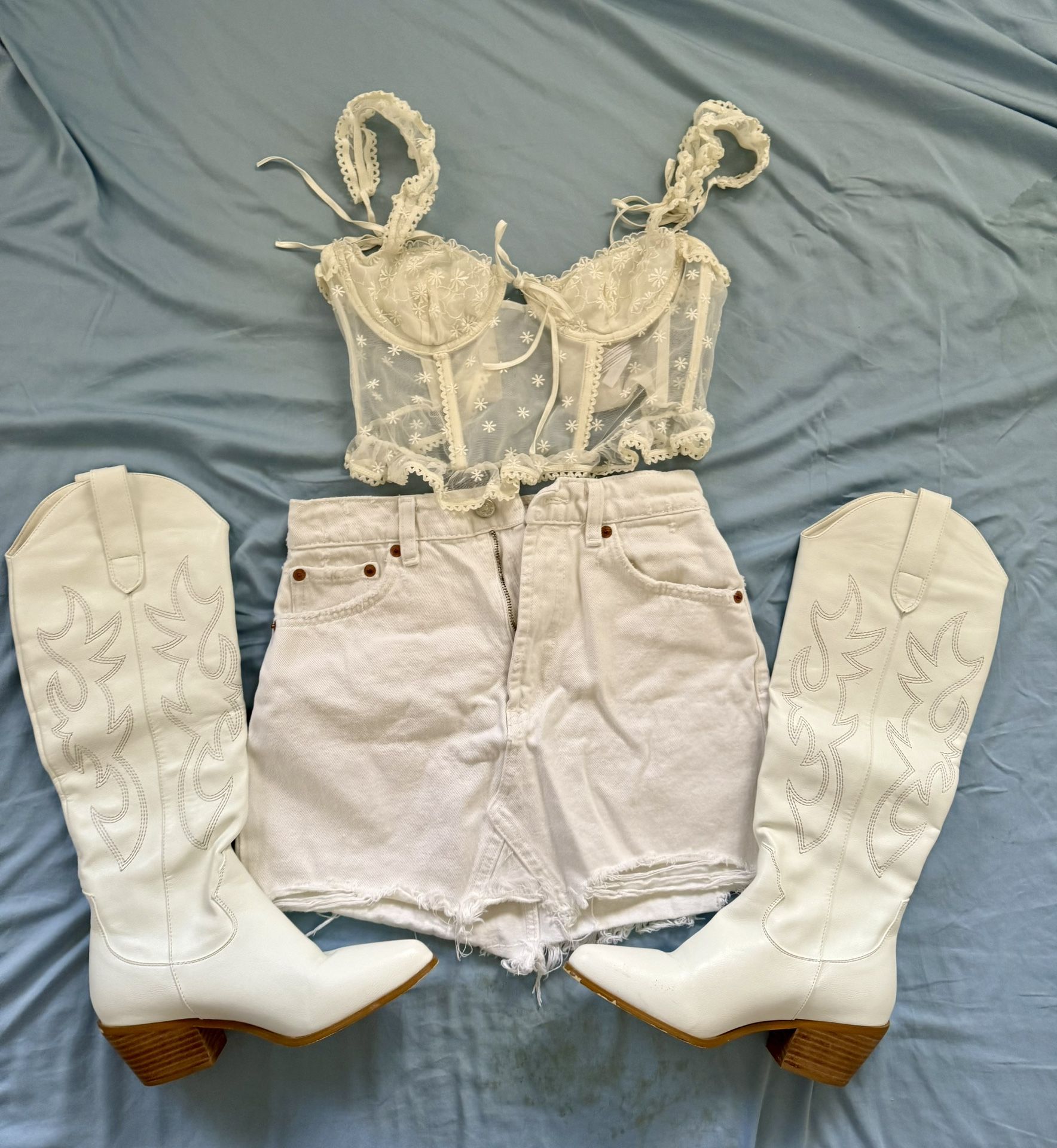 ✨Cowgirl Bachelorette Outfit✨