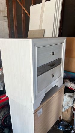 Yard sale/garage sale