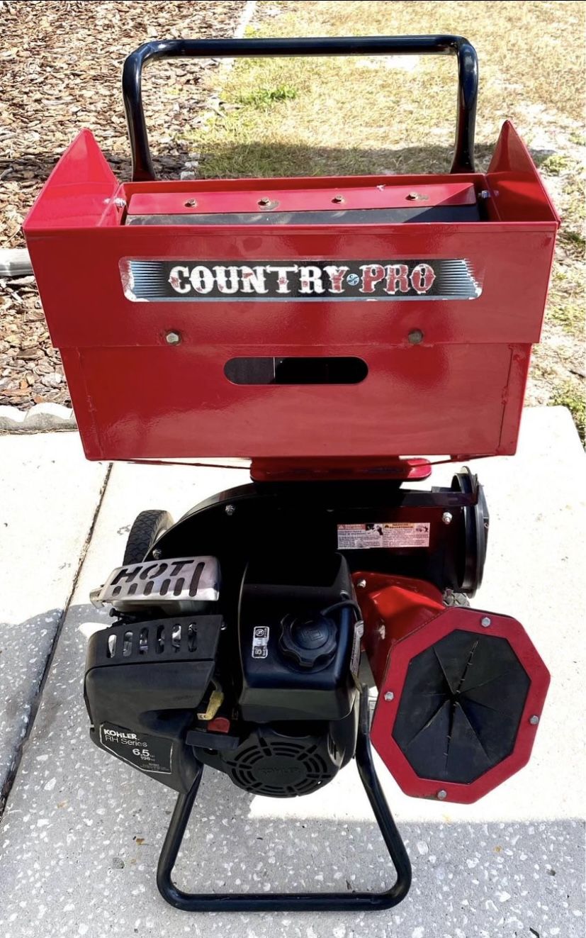 Country Pro 3in" día 196cc gas chipper/shredder