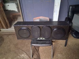 New 10s stunt wall speakers 10s Skar audio midrange and 6x9 deaf bonce midrange $150