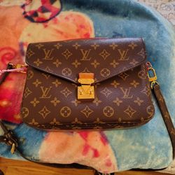 Original Louis Vuitton Purse