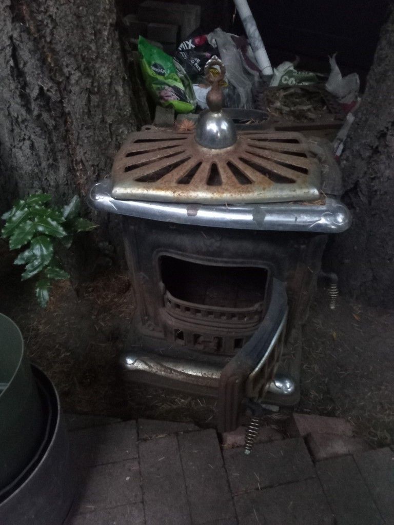 Vintage Wood Stove 