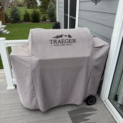 Traeger smoker 885