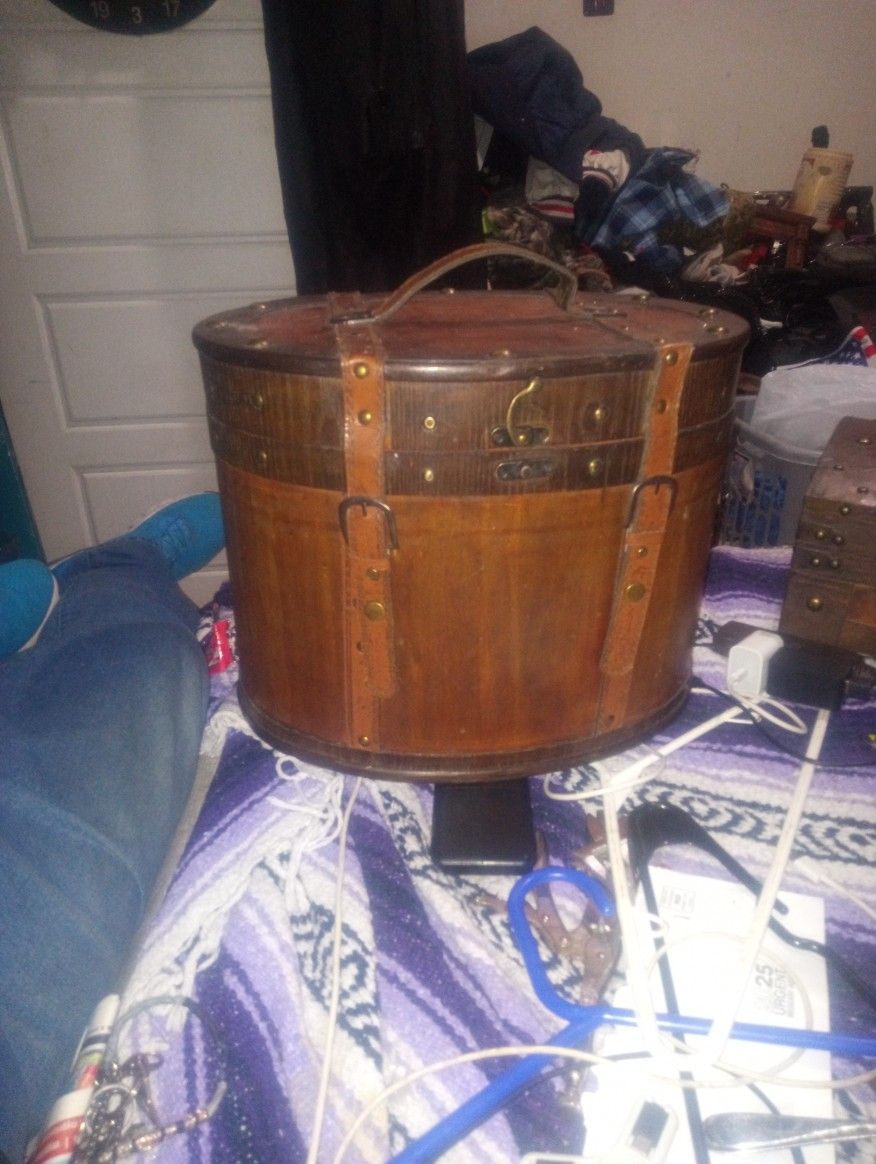 Wooden Hat Box