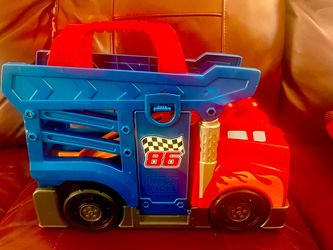 Mega Bloks Mega First Builders Fast Tracks Racing Lightning McQueen Rig Truck