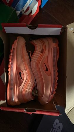 Woman’s airmax $60